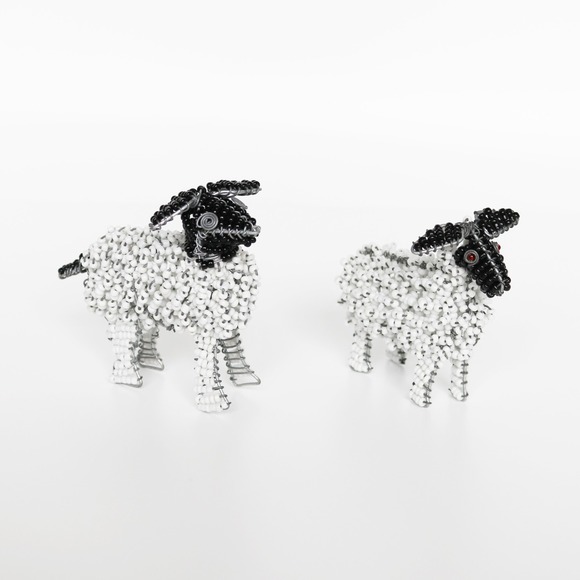 2 Handcrafted Beaded Wire‎ Sheep Farm Animals Beadworx Grassroots - Picture 3 of 13